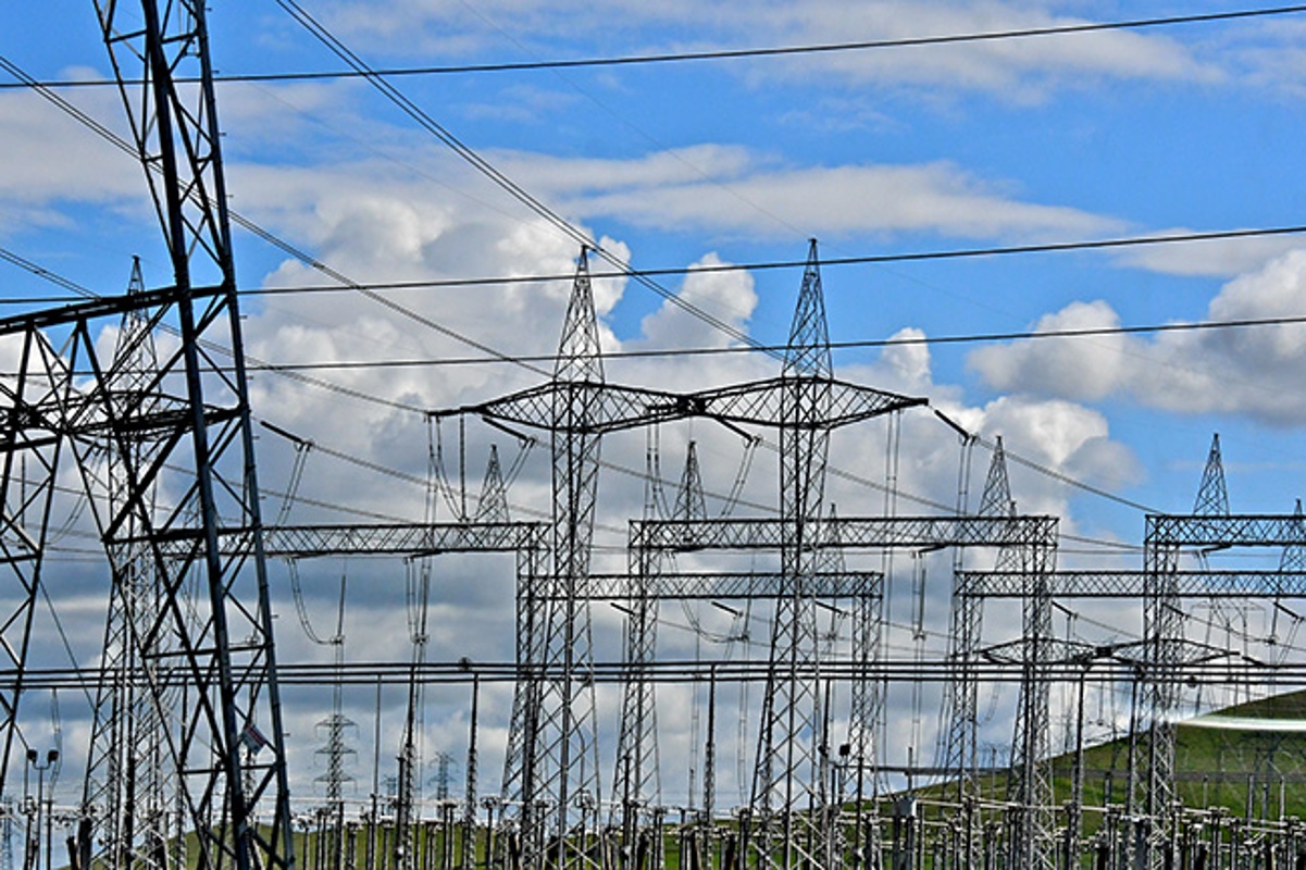 Agricultural Communication Plan Incorporated in Approval of PG&E Transmission Line